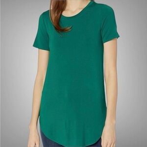 DAILY RITUAL EMERALD GREEN SCOOPNECK TOP SIZE XS